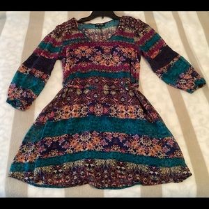 Love Reign - 3/4 Sleeve Short Dress